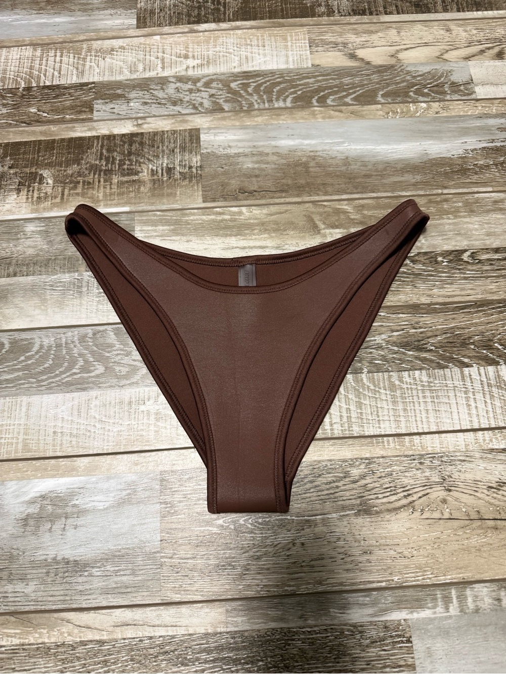 SKIMS Rubberized Scuba Brown Bikini Bottoms Size L